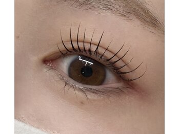 アトリエバンビ(atelier Bambi)/まつげパーマ・ラッシュリフト＊