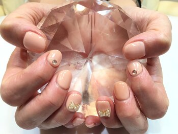 ネイルサロンアンドスクール ブロッサ(BLOSSA)/