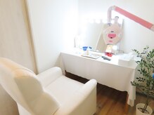 エクシアホワイトニング 姫路店の雰囲気（個室での施術なので他のお客様に見られる心配はございません♪）