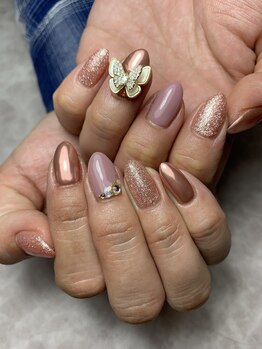 ベーラ(Bella)/蝶々ネイルデザイン