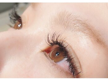 フローラビューティ(Flora Beauty)/眉もまつ毛もサロンでケア♪