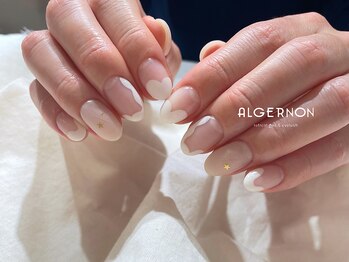 アルジャーノン リトリート(ALGERNON retreat)/雪溶けネイル