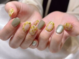 春夏　ミモザネイル