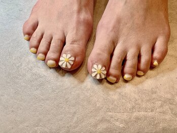 エンジェリック カラーズ(Angelic colors)/ぷっくりフラワーネイル