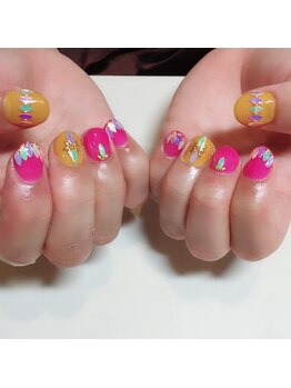 アイコニック ネイルアンドアイ 長久手店(ICONIQ nail&eye)/