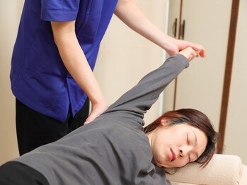 なごやの森/肩関節の可動域をひろげます!