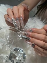 プティ バイ ネネネイル(Petit by Nenenail)/宝石級キラネイル