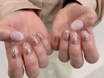 ちいかわ ネイル シンプル