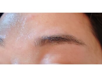 シックワークス オット(Chic Work's Otto)/メンズ眉WAX脱毛