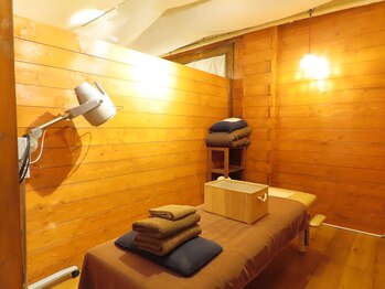 ビファイン鍼灸治療院 梅ヶ丘南口院/施術室