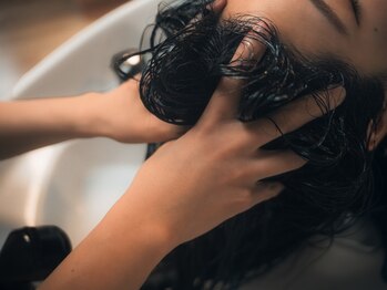 エマ 代官山(Emma)の写真/～引き締まった立体小顔へ～お顔の左右差や食いしばり,エラ張りなど,お悩みに合わせて頭蓋骨・筋膜を調整
