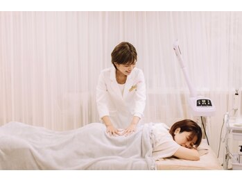 アネラ 南森町(ANERA)/小顔毛穴美人は背骨から始まる★