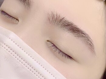 ビューステージ アイブロウサロン 新宿東口/眉のお悩みご相談ください♪