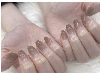 レッドモート(Red moat)/グラデーションネイル