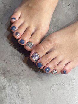 エム(em)/ブルーラメ