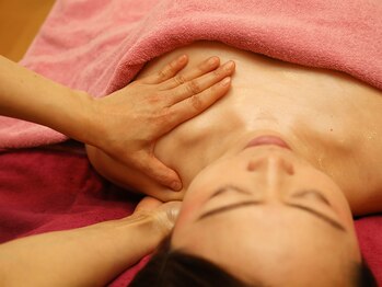 スリムモネ(Slimmone)/背中、デコルテ、頭皮疲れに!