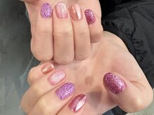 ノラ ミナミアオヤマ(NORA MINAMIAOYAMA)/ピンクキラキラネイル