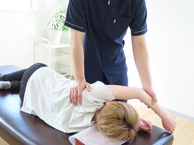 ぐり整骨院 整体院/猫背、巻き肩を解消