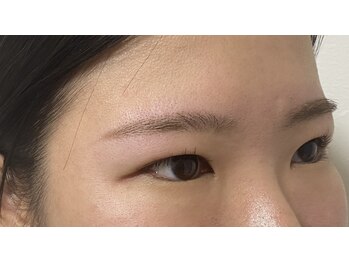 土曜日のクジラ 黒崎店/眉毛/まつげパーマ/パリジェンヌ