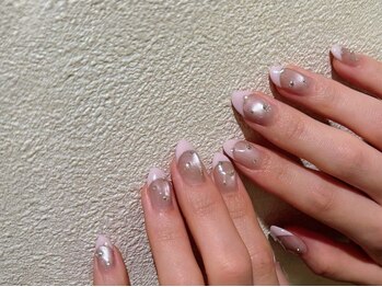イル(ile)の写真/【オフ無料】女性らしさの詰まった指先…仕上がりの美しさと上品で落ち着いたネイル★持ち込みデザインOK！