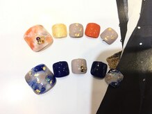 ハイブネイル(Hive nail)/秋フットネイル