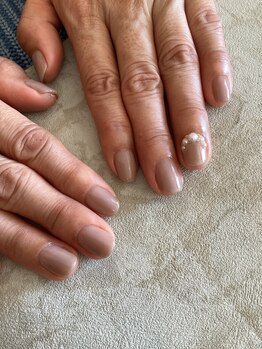 オーサムブロッサム 茅ヶ崎店(AwesomeBlossom)/パールポイントネイル