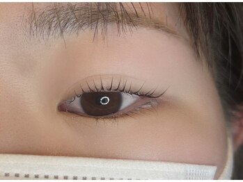 エム アイラッシュ(emu eyelash)/まつげパーマ（ラッシュリフト）