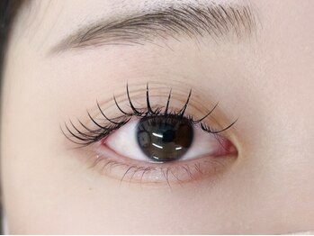 アンノウン(Un known)の写真/韓国風束感まつ毛もLEDで持続力UP◎完全個室の空間で理想の目元を叶える、大人女性のための隠れ家サロン♪