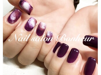 ボヌール(Bonheur)/ニュアンスネイル