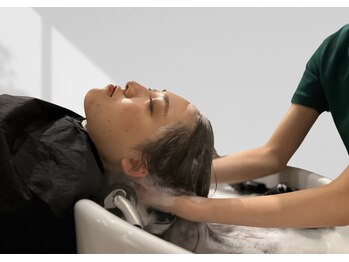 ヘッドスパ整作所の写真/デスクワークの疲れに◎首周りリンパケアで頭や首の重だるさから解放!