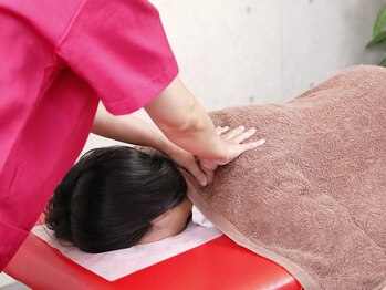 リボーンボディラボの写真/首肩こりの辛さをリセット！ほぐしと骨格から整え原因を解決します◎