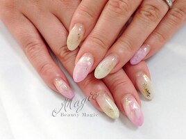 ピンク＆ベージュ　グラデ