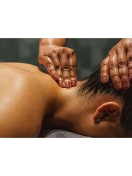 首・肩のつらさを改善したい