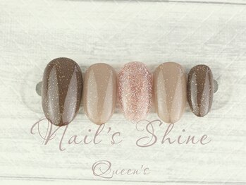 ネイルズシャインクイーンズ(nail's Shine Queen's)/上品トレンドアート