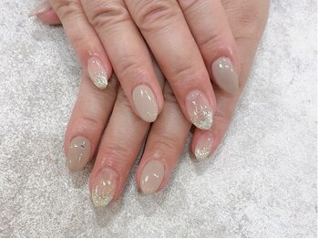 ビューティーサロン ココ 岡崎店(Beauty salon COCO)の写真/初めてのネイルはお肌を美しく魅せるヌーディワンカラーがオススメ★他にも多彩な色で選ぶだけでも楽しい♪