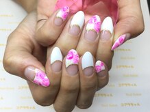 ネイルサロン コアラちゃん/フレンチ☆フラワーネイル☆