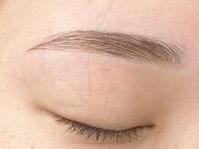エース ブロウ(ace brow)/女性らしい眉へ