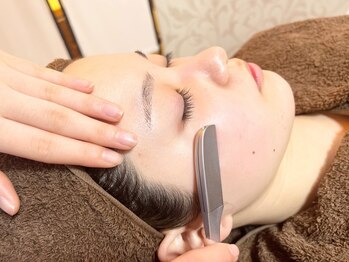 ビューティーシェーブ(Beauty Shave)の写真/【超敏感肌シェービングエステ¥6500】刺激に弱い敏感肌にオススメ！脱毛後のサメ肌改善もお任せください。