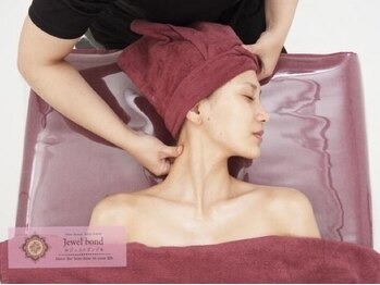 ジュエルボンド(Jewel Bond)の写真/【業界希少】痛みが少ない＜華奢みえコルギ¥7500＞美小顔＋”美しいEライン・左右差・頬骨やエラも改善”
