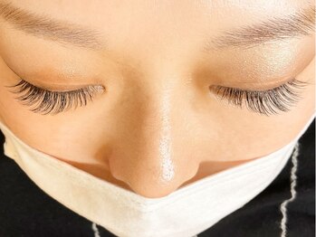 グリシーヌ アイラッシュ(glycine eyelash)の写真/徹底したカウンセリングで、目の形やまつ毛の状態に合わせてご提案♪初めての方にも嬉しい丁寧な施術が◎