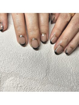 クラル 平塚店(CURAR)/ブラックフレンチネイル