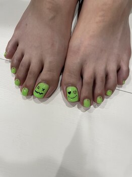 ホームサロンアトリエ エムナイン(Home Salon Atelier M9)/ニコちゃんネイル