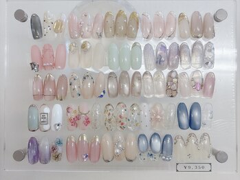 ココズネイル(COCO'SNAIL)/アートネイル　¥9,350（税込）