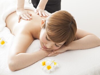 創ボディデザイン 上福岡店(創 BODY DESIGN)の写真/【忙しい日常に癒しを】ふわりと香るアロマ空間で叶える、心と体を軽やかにする贅沢な時間をご提供◎