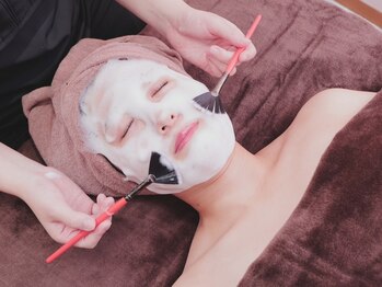 ホワイトアクア 岐阜店(WHITE AQUA)の写真/韓国最新美容★話題沸騰中！第４世代ララピール/REVIハーブピーリング★憧れの韓国水光肌◎艶肌へ