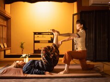 パプリカ(Paprika)/深く伸びるストレッチでスッキリ