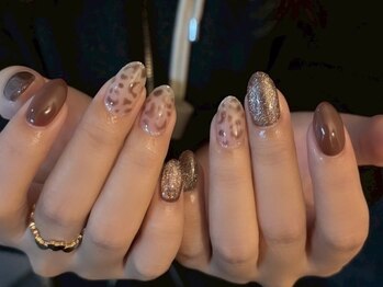 ジュエル(Jewel.)/アニマル柄×マグネットネイル