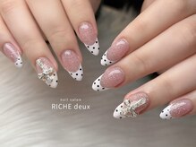 リッシュ ドゥ(RICHE deux)/ドットフレンチネイル