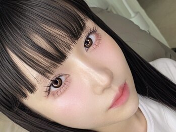 ケーケーエスビューティー 梅田芝田店(KKS Beauty)の写真/瞼の重みが気になる一重,奥二重の方,下がり,逆さまつ毛でお悩みの方に！パリジェンヌで叶えるパッチリeye★