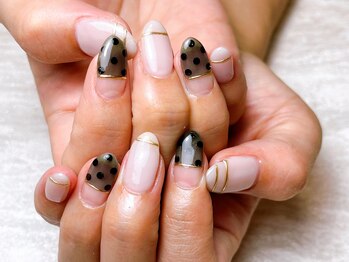 アルーラ 武蔵小杉(Alura)/ドットネイル/フレンチ